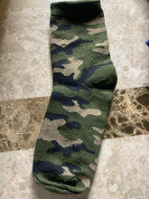 Load image into Gallery viewer, Camouflage socks