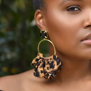 Leopard Print Petal Decor Earrings